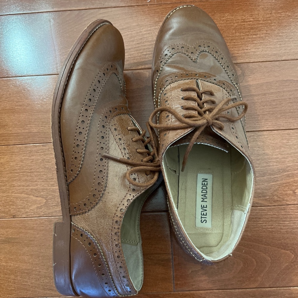 Steve Madden brown loafers, women’s size 8.5